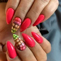 ناخنکار حرفه ای مسلط به طراحی ،پدیکوریست|استخدام درمانی، زیبایی، بهداشتی|تهران, شمیران‌نو|دیوار