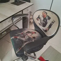 صندلی چرخ دار با طرح رونالدو|صندلی و نیمکت|هشتگرد, هشتگرد قدیم|دیوار