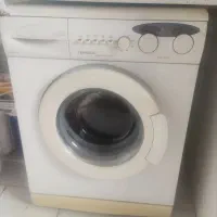 لوازم خانگی یخچال ،لباسشویی،چرخ خیاطی ،میز تحریر