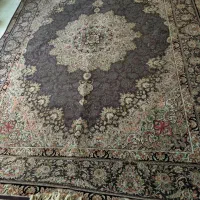 یک عدد فرش ۱۲ متری