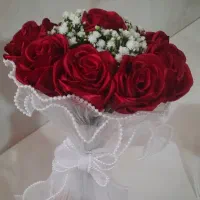 دسته گل و باکس گل های قرمز مناسب ولنتاین