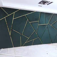 تخت خواب با پانل آیینه کاری.