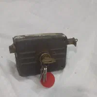 قفل درب حیاط سالم