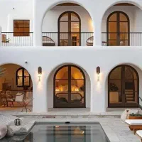 نظافتچی ساختمان خانم