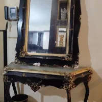 آینه و میز  چوبی