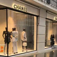 مغازه 80 متری حاشیه بلوار معلم در بهترین لوکیشن