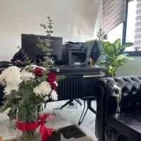 کارمند فروش