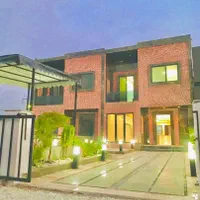 ویلا دوبلکس نما آجر شهرکی سند تکبرگ