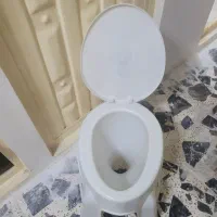 توالت فرنگی در حد نو|لوازم سرویس بهداشتی|چالوس, |دیوار