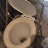 دستشویی فرنگی تاشو کاملا سالم