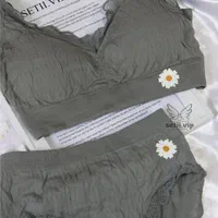 ست نیم تنه و شورت مدل بابونه