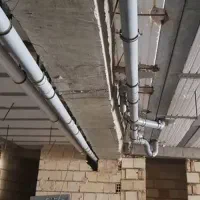 لوله کش آب و فاضلاب