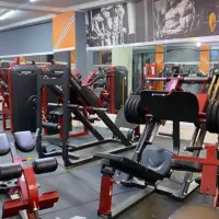 استخدام منشی باشگاه مردانه