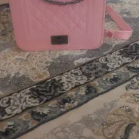 کیف بزرگ|کیف، کفش، کمربند|هشتگرد, هشتگرد قدیم|دیوار