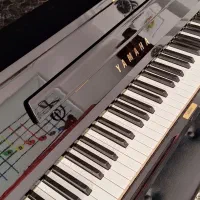 پیانو آکوستیک یاماها مدل U1 ژاپن ارتفاع ۱۲۱