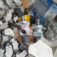 پمپ سرکج  دنده ای  شیش پستان هیدرو کولرشیر تک دسته