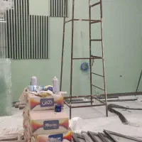 رنگ امیزی ساختمان و درب و پنجره