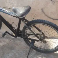 دوچرخه|دوچرخه، اسکیت، اسکوتر|بم, |دیوار