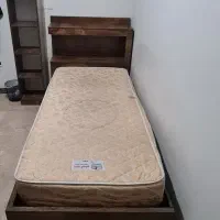 تخت یک نفره