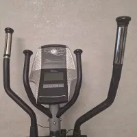 فروش یک دستگاه اسکی فضایی ( الپتیکال )|تجهیزات ورزشی|شیراز, فرهنگ شهر|دیوار