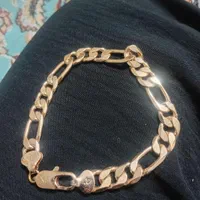 النگودستبندگردنبندوانگشترنونو