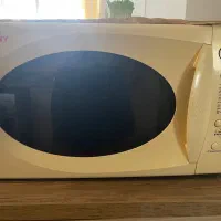 ماکروویو 900 W