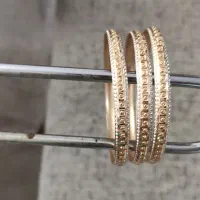 فروش۳عدد النگو طلا ۱۰۰ تومان بالای تابلو با فاکتور