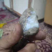عقیق وشجرهای زیبا