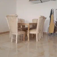 میز غذاخوری ۸ نفره خیلی تمیز و عالی