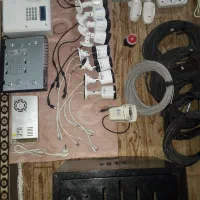 دزدگیر و دستگاه و دوربین کارکرده با متعلقات کامل