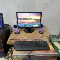 کامپیوتر رومیزی کاملا سالم وتمیز