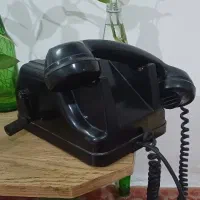 تلفن هندلی عتیقه بسیار قدیمی|کلکسیون اشیاء عتیقه|هشتگرد, مدرس|دیوار