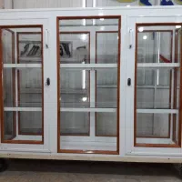 ویترین ادکلان وعطر و....