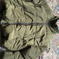 کاپشن|لباس|هشتگرد, شهرک بعثت|دیوار