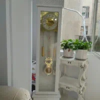 ساعت ایستاده
