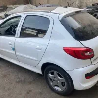 ۲۰۷ پانوراما ۱۴۰۰ تصادفی|خودرو سواری و وانت|تهران, شهرک صادقیه|دیوار