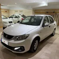 ساینا کم کار درحد صفر