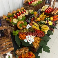 فینگرفود،کیک،دسر و‌انواع سینی های مزه و‌میوه