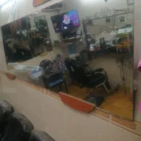 دکور آرایشگاه کامل با آینه|آرایشگاه و سالنهای زیبایی|آبادان, |دیوار