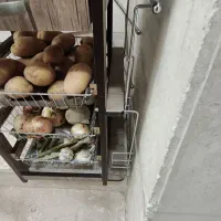 جای پیاز سیب زمینی ۳طبقه در حد نو