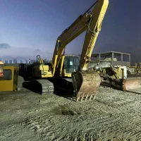 فروش بیل میکانیکی کوماتسو ۲۲۰ خط ۸|ماشین‌آلات صنعتی|ایرانشهر, |دیوار