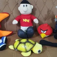 عروسک اسباب بازی
