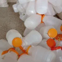 فروش ظروف پلاستیکی دو کیلو ونیم الی سه کیلویی