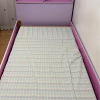 تخت و چوب زیر‌تخت