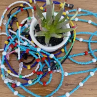 بند عینک و گردنبند و دستبند مروارید