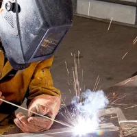 جوشکاری سیار. اهنگرسیار.کلیه خدمات جوشکاری.