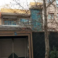 ۲۳۵ متر کلنگی * شهرک غرب * مناسب ساخت * بر ۱۰