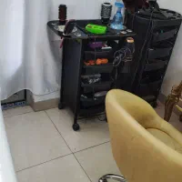 تجهیزات آرایشگاهی|آرایشگاه و سالنهای زیبایی|صحنه, |دیوار