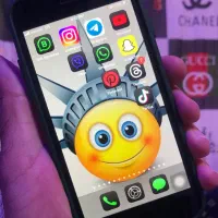 iPhone  2 Sim  eSIM  &  Nano|موبایل|اراک, |دیوار