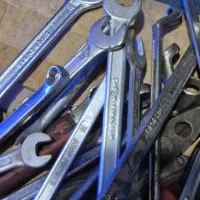 ابزار آلات دستی نو و کارکرده